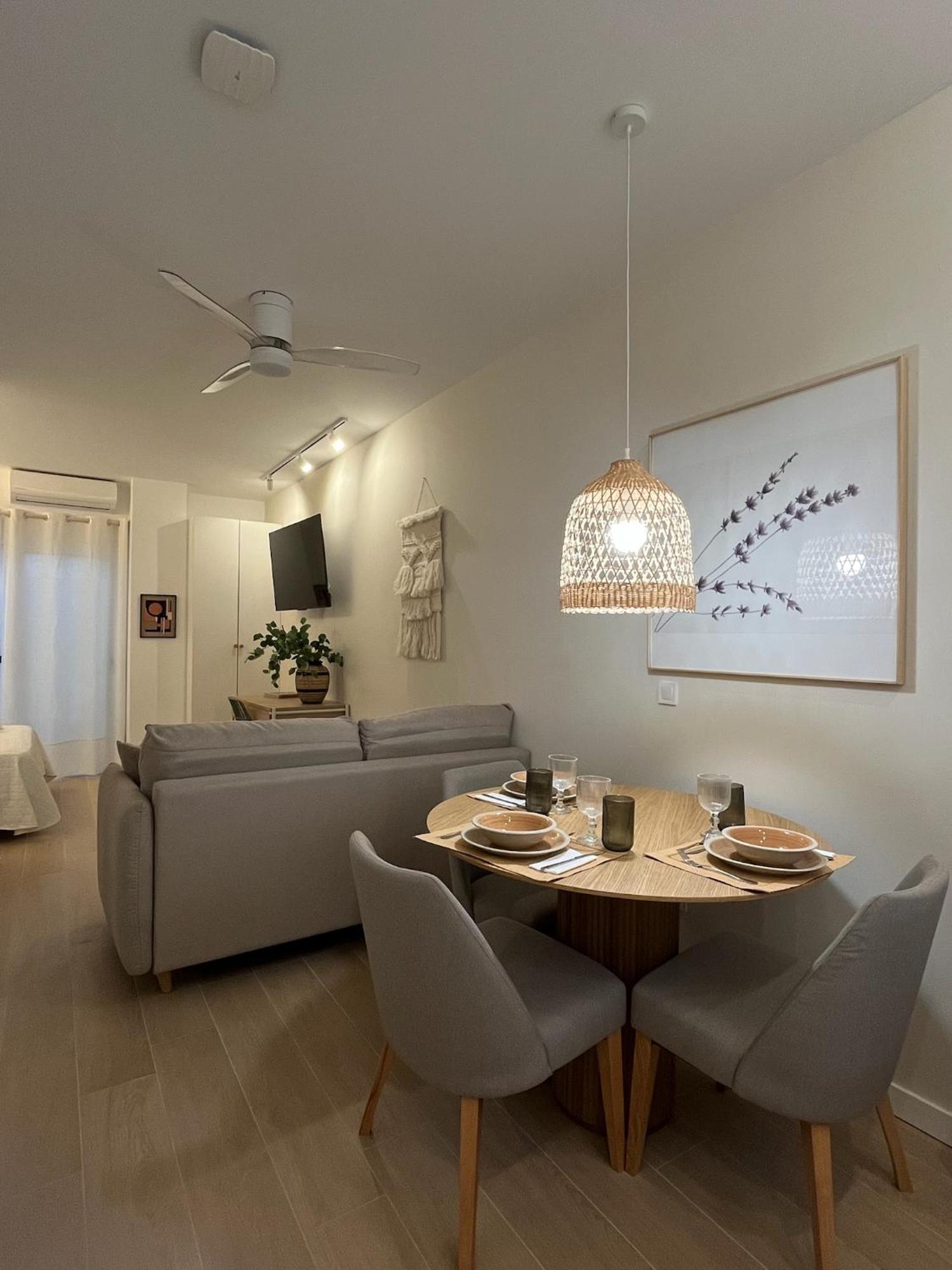 Loft Con Wifi Lavadora Secadora Cama Agradable Muy Proximo Appartement Valence