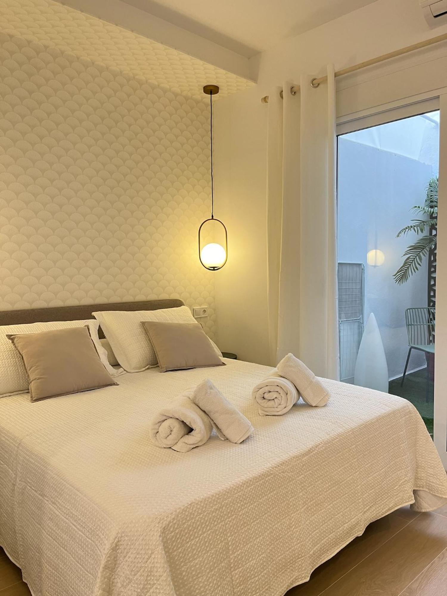 Loft Con Wifi Lavadora Secadora Cama Agradable Muy Proximo * Valence